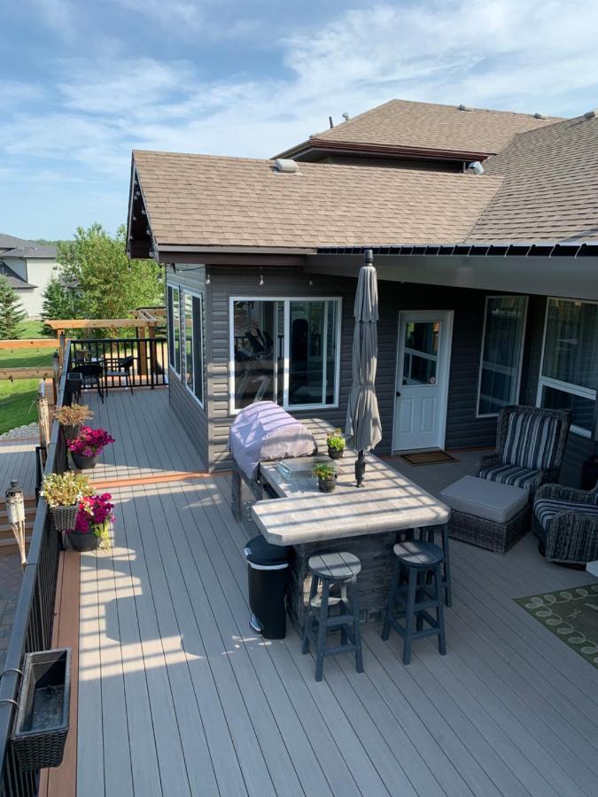 Dragonfly Inn Loft Suite Шърууд парк Екстериор снимка